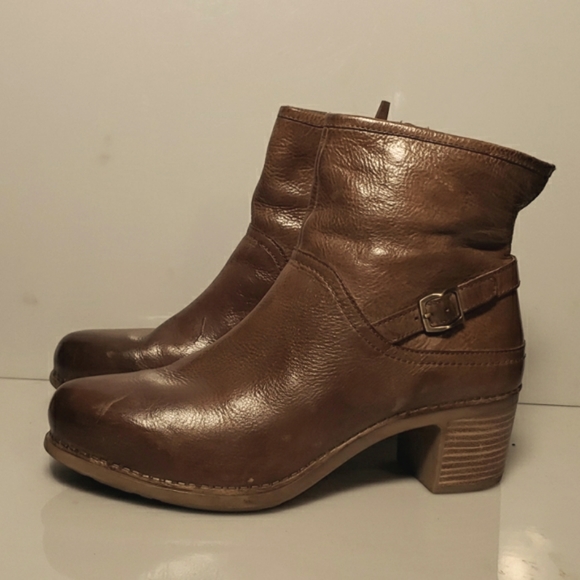 Dansko Hayley Ankle Boot Women's Size 42 Brown Milled Calf Tan Leather Zip Block - Picture 2 of 16